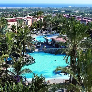 Palm Oasis Hotel